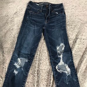 American eagle ripped jeans